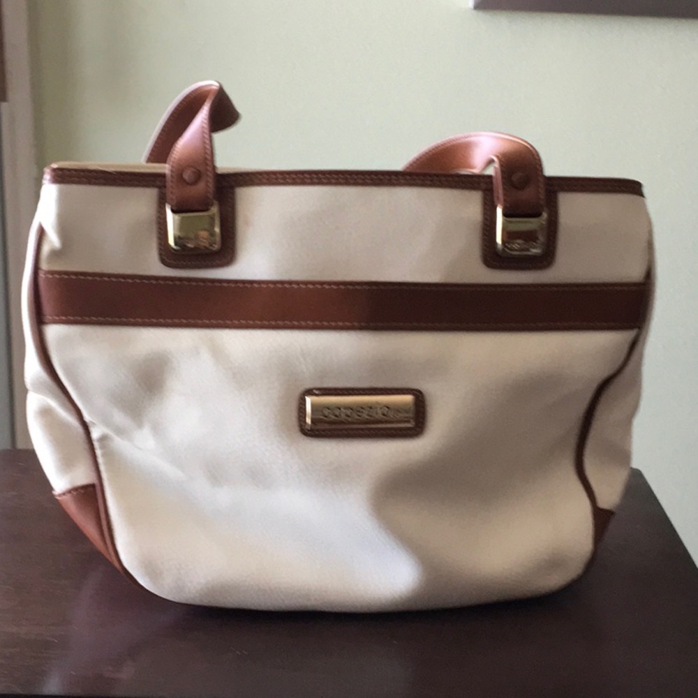 Capezio Cream/Caramel Shoulder Bag